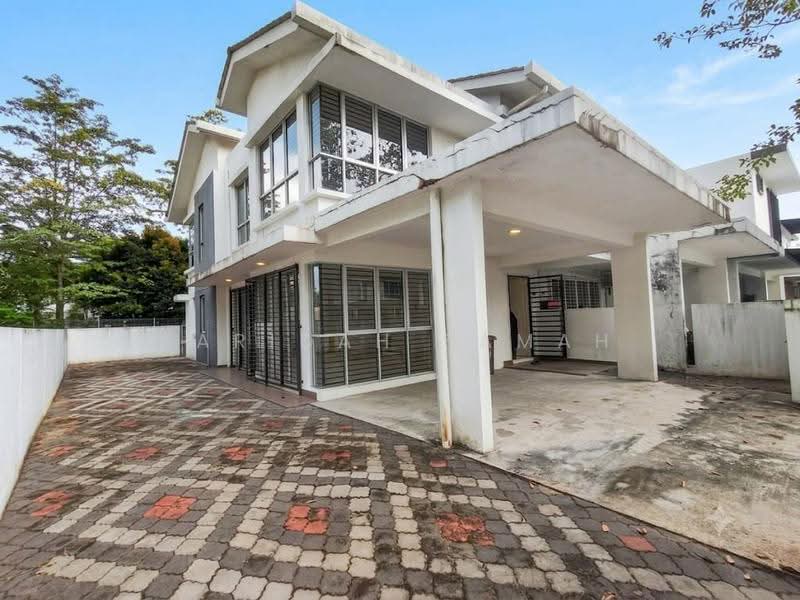 2-storey Terraced House for Rent in TTDI Grove (Kajang) - Faridah Samah - Exterior - PropertyGuru.com.my