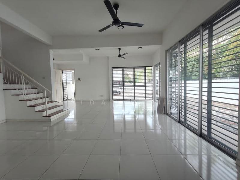 2-storey Terraced House for Rent in TTDI Grove (Kajang) - Faridah Samah - Living Room - PropertyGuru.com.my