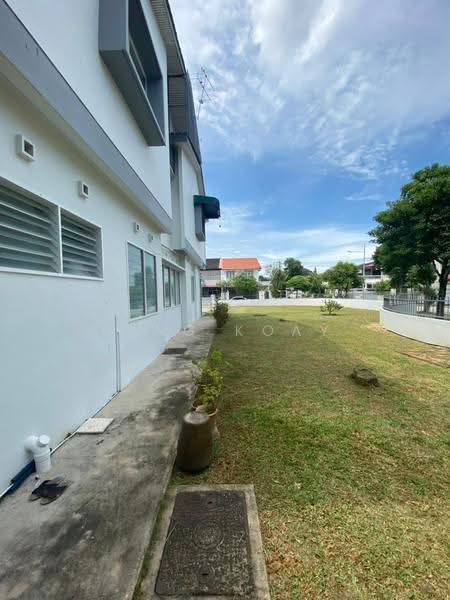Semi-Detached House for Sale in Jelutong (Penang) - Ping Koay - Exterior - PropertyGuru.com.my