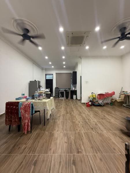 Shop / Office for Rent in Taman Nusa Sentral (Iskandar Puteri (Nusajaya)) - Cora Loh - Living Room - PropertyGuru.com.my