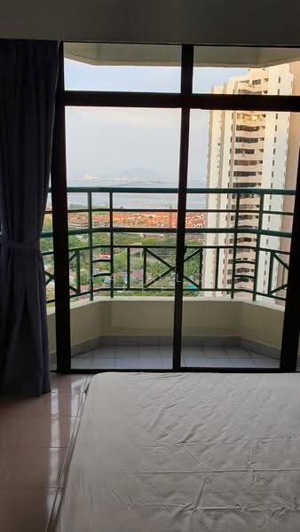 Kondominium untuk Dijual di Sunny Ville Condominium - Harold Lee - Balcony - PropertyGuru.com.my
