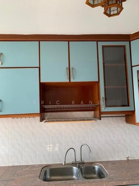 Apartment for Sale at Pearl Garden - Eric Kang - Kitchen - PropertyGuru.com.my