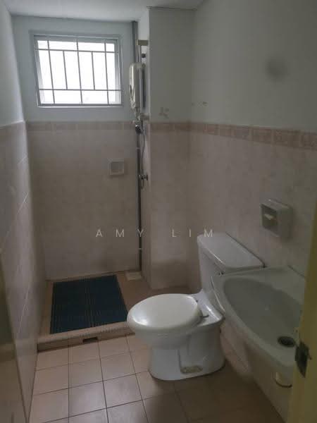 Apartment for Sale at Sri Pinang Apartment - Amy Lim - Bathroom - PropertyGuru.com.my