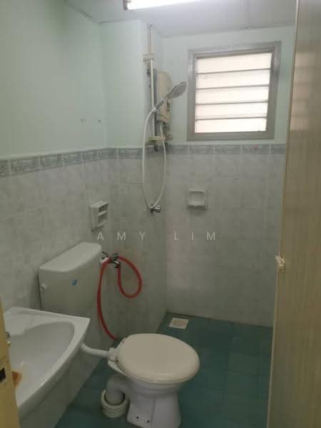Apartment for Sale at Sri Pinang Apartment - Amy Lim - Bathroom - PropertyGuru.com.my