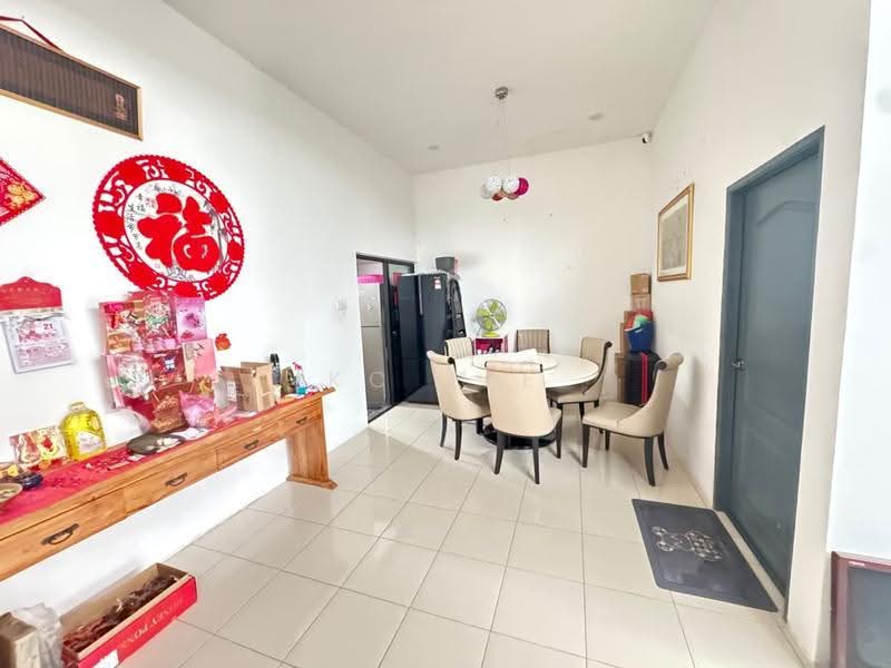 Rumah Teres untuk Dijual di Kuching (Sarawak) - KC Jee - Dining Room - PropertyGuru.com.my