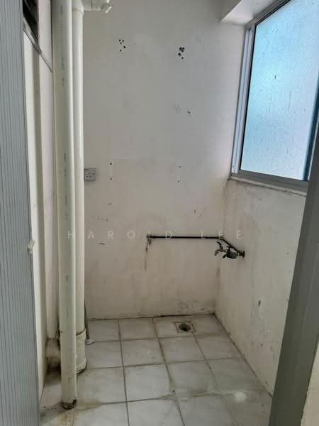 Rumah Flat untuk Dijual di Taman Teluk Kumbar - Harold Lee - Interior - PropertyGuru.com.my