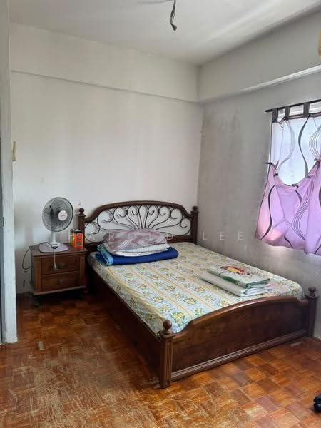 Rumah Flat untuk Dijual di Taman Teluk Kumbar - Harold Lee - Bedroom - PropertyGuru.com.my