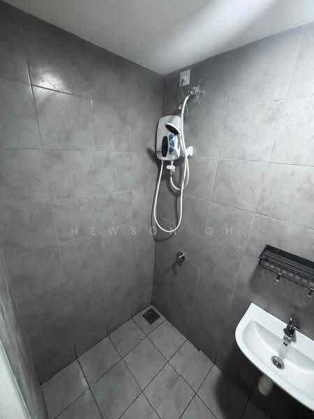 Kediaman Servis untuk Disewa di One Equine - Hewson Oh - Bathroom - PropertyGuru.com.my