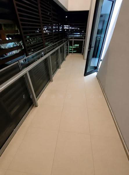 Kediaman Servis untuk Dijual di Imperia - Ee Fong Toh - Balcony - PropertyGuru.com.my