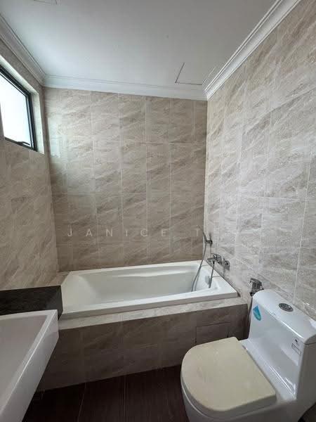 Kondominium untuk Dijual di Laguna Heights (Bukit Laguna) - Janice Teo - Bathroom - PropertyGuru.com.my