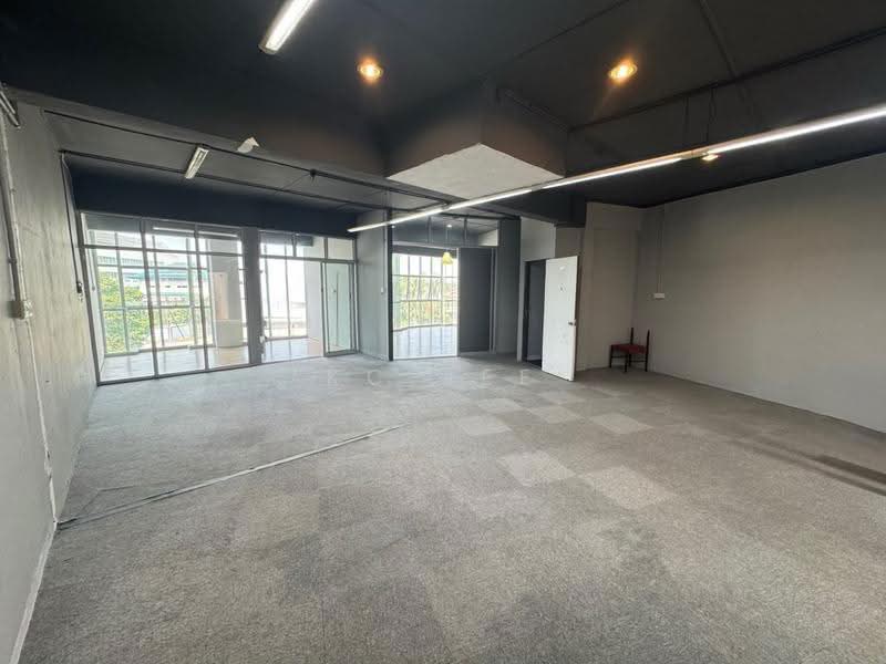 Lain-lain untuk Dijual di Kuching (Sarawak) - KC Jee - Interior - PropertyGuru.com.my