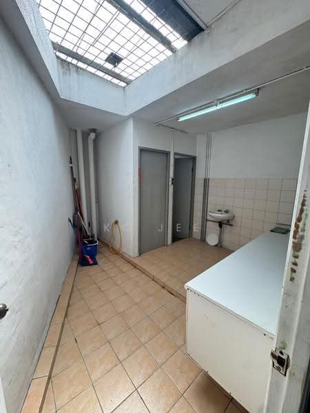 Lain-lain untuk Dijual di Kuching (Sarawak) - KC Jee - Interior - PropertyGuru.com.my