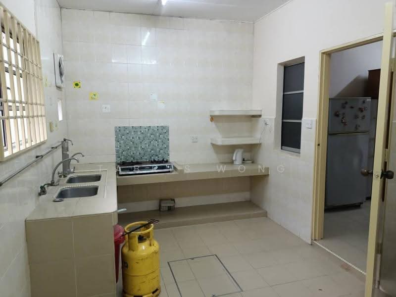 2-storey Terraced House for Sale in Bandar Bukit Tinggi (Klang) - Tabris Wong - Kitchen - PropertyGuru.com.my