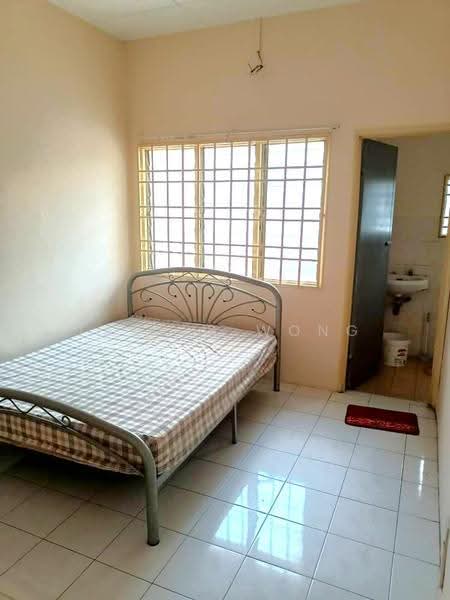 2-storey Terraced House for Sale in Bandar Bukit Tinggi (Klang) - Tabris Wong - Bedroom - PropertyGuru.com.my
