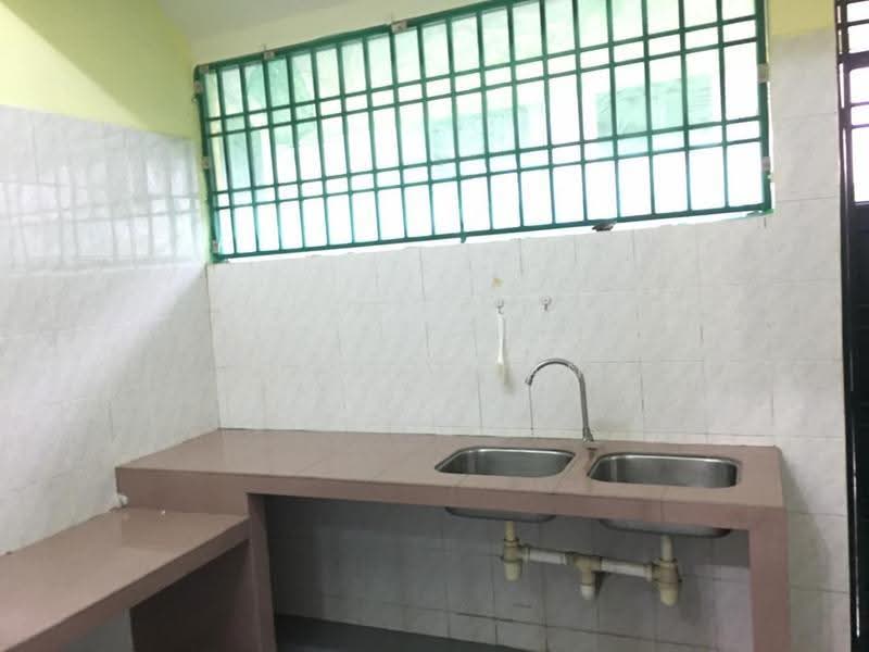 2-storey Terraced House for Sale in Taman Mount Austin (Tebrau) - Angel Tan - Kitchen - PropertyGuru.com.my
