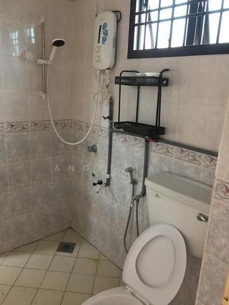 2-storey Terraced House for Sale in Taman Mount Austin (Tebrau) - Angel Tan - Bathroom - PropertyGuru.com.my