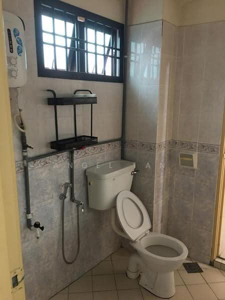 2-storey Terraced House for Sale in Taman Mount Austin (Tebrau) - Angel Tan - Bathroom - PropertyGuru.com.my