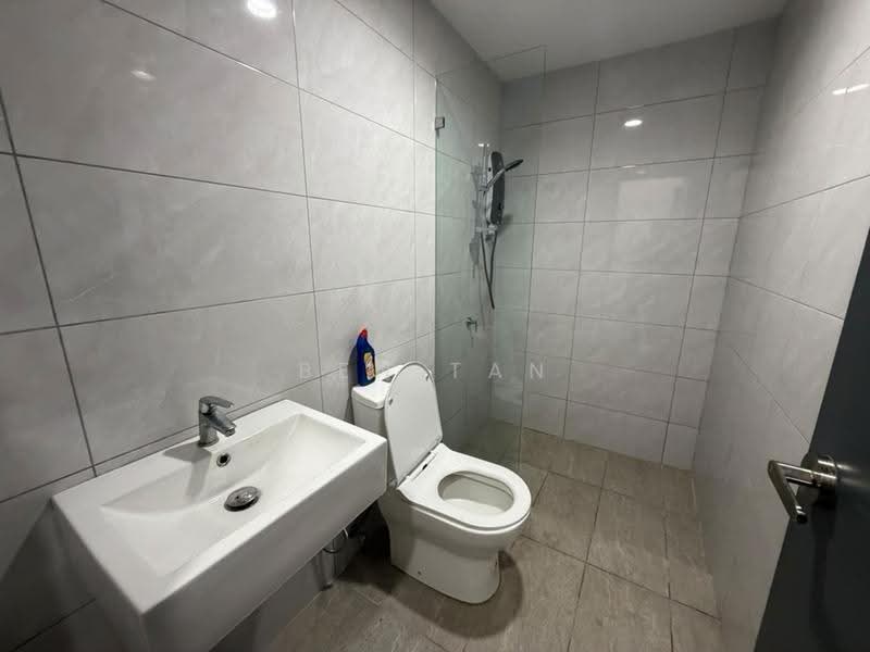 Kediaman Servis untuk Disewa di Altris Residences @ The Quartz WM - Ben Tan - Bathroom - PropertyGuru.com.my