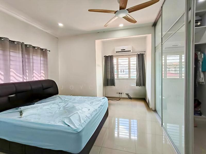 Rumah Teres 1.5-Tingkat untuk Dijual di Usj 3 (Subang Jaya) - Joyce Kok - Bedroom - PropertyGuru.com.my
