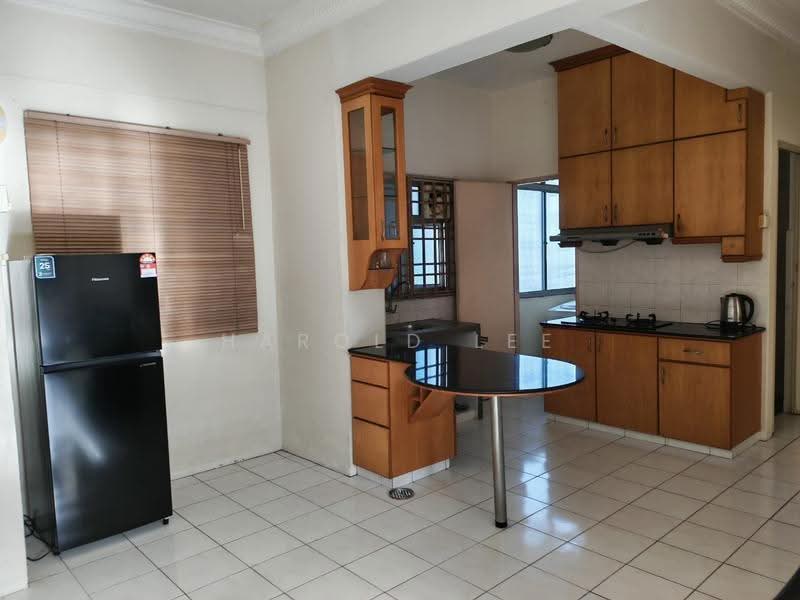Pangsapuri untuk Dijual di Gambier Heights - Harold Lee - Kitchen - PropertyGuru.com.my