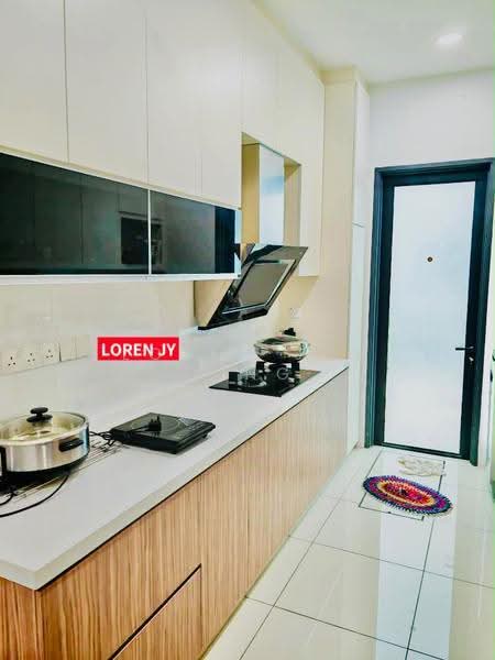 Rumah Teres 2-Tingkat untuk Disewa di Bandar Cassia (Batu Kawan) - Loren Jia Ying - Kitchen - PropertyGuru.com.my