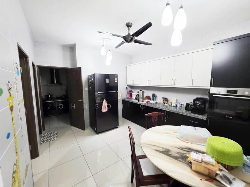 Rumah Teres 2-Tingkat untuk Dijual di Taman Nusa Idaman (Iskandar Puteri (Nusajaya)) - Johnson Chong - Kitchen - PropertyGuru.com.my