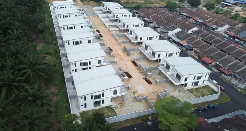 Rumah Berkembar untuk Dijual di Kulai (Johor) - Jun Song - Exterior - PropertyGuru.com.my