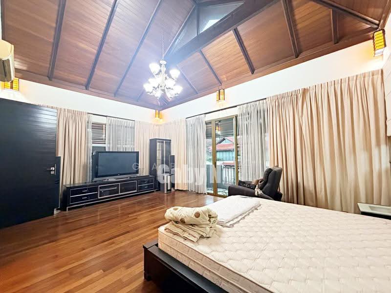 Rumah Berkembar untuk Dijual di Duta Tropika (Batu) - Gaby Ng - Bedroom - PropertyGuru.com.my