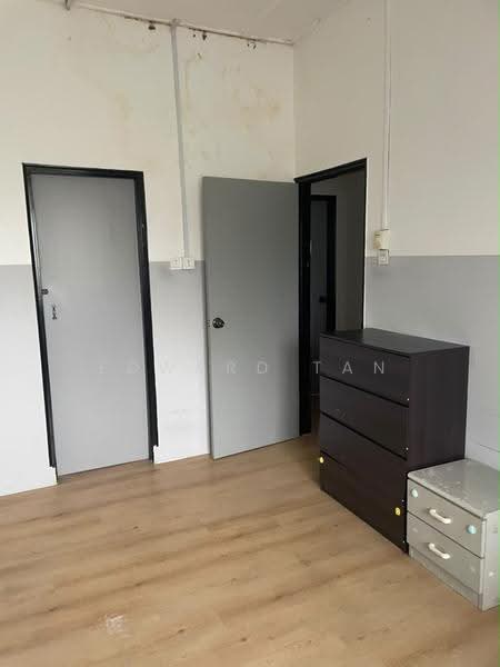 Rumah Teres 2-Tingkat untuk Disewa di Taman Johor Jaya (Johor Bahru) - Edward Tan - PropertyGuru.com.my