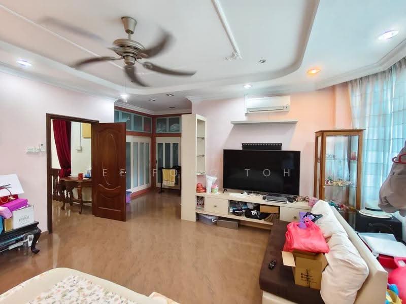 2-storey Terraced House for Sale in Taman Sutera Utama (Skudai) - Ee Fong Toh - PropertyGuru.com.my