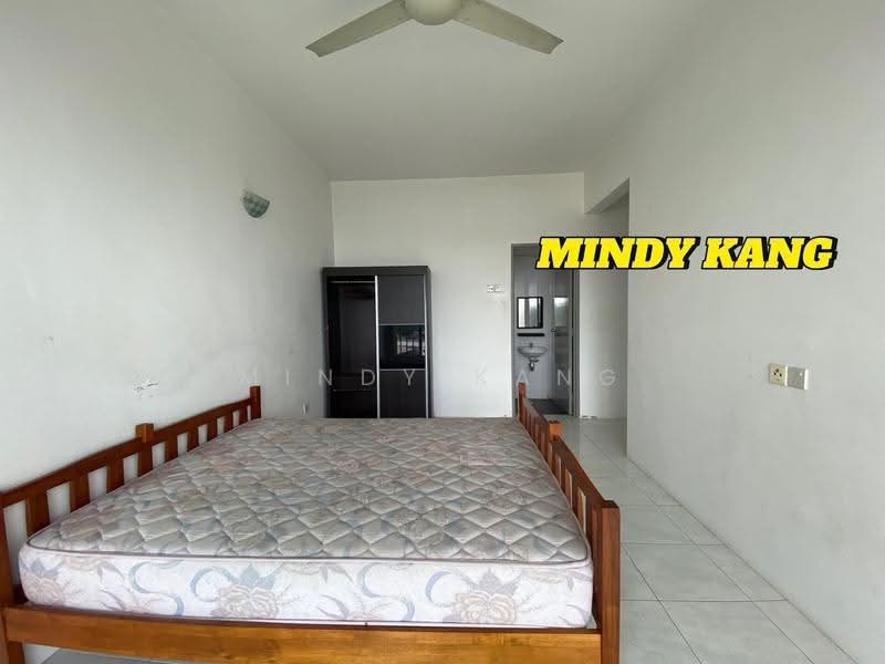 Bungalow House untuk Disewa di Jelutong (Penang) - Mindy Kang - Bedroom - PropertyGuru.com.my