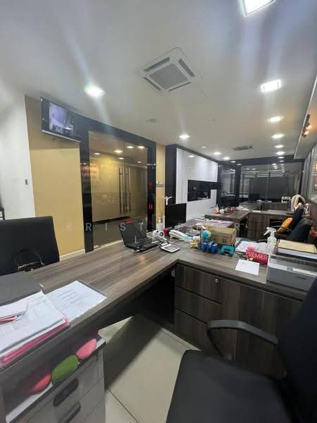 Shop / Office for Sale in Taman Daya (Johor Bahru) - Kristopher Lee - Interior - PropertyGuru.com.my