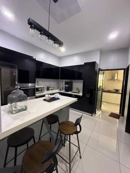 Rumah Teres 2-Tingkat untuk Dijual di Taman Nusa Idaman (Iskandar Puteri (Nusajaya)) - Kimi Kiu - Kitchen - PropertyGuru.com.my
