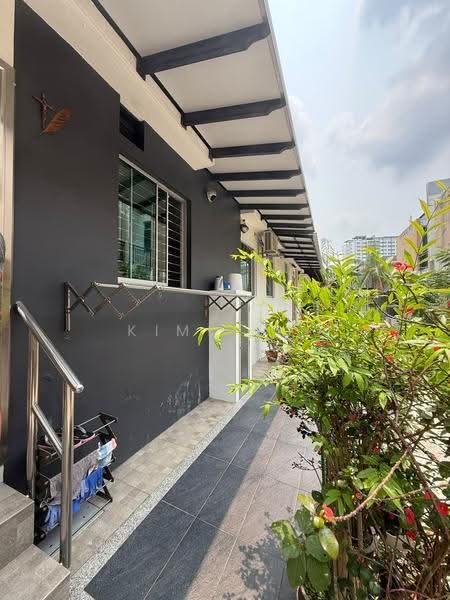 Rumah Teres 2-Tingkat untuk Dijual di Taman Nusa Idaman (Iskandar Puteri (Nusajaya)) - Kimi Kiu - Exterior - PropertyGuru.com.my