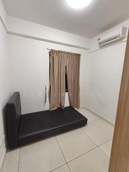 Service Residence for Rent at D'Inspire Residence (Inspira Bestari) - Vincent Tea - Bedroom - PropertyGuru.com.my