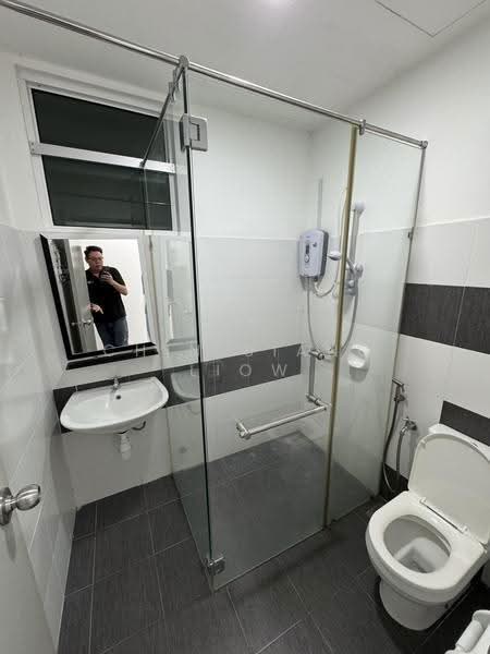 Kondominium untuk Disewa di Kenanga Residence - Chin Siang Liow - Bathroom - PropertyGuru.com.my