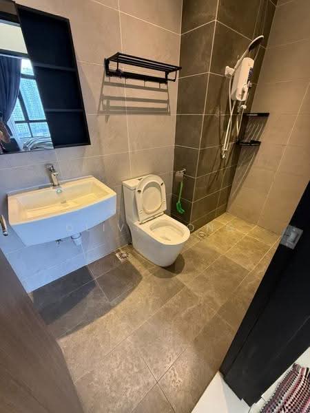 Kediaman Servis untuk Disewa di Twin Tower Residence - Olivia Ong - Bathroom - PropertyGuru.com.my