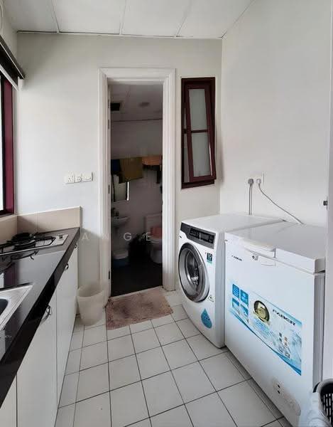 Kondominium untuk Disewa di Surian Condominium - Angel Lim - Kitchen - PropertyGuru.com.my