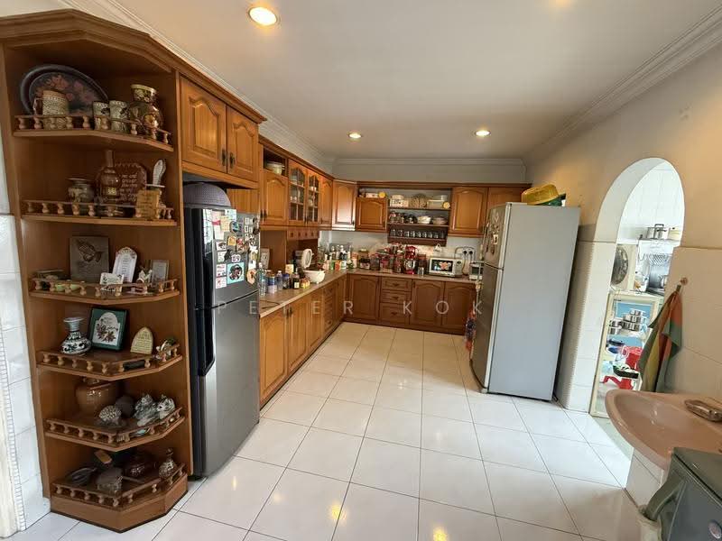 Rumah Teres 2-Tingkat untuk Dijual di SS2 (Petaling Jaya) - Peter Kok - Dry Kitchen - PropertyGuru.com.my