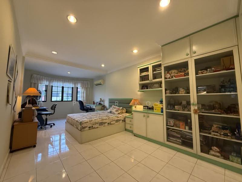 Rumah Teres 2-Tingkat untuk Dijual di SS2 (Petaling Jaya) - Peter Kok - 2nd Bedroom - PropertyGuru.com.my