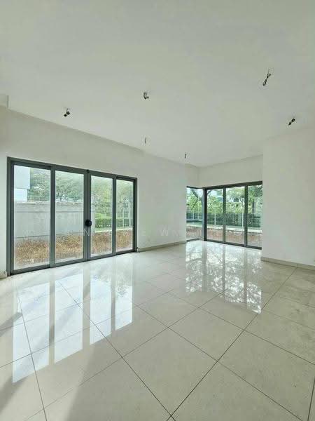 Semi-Detached House for Sale in Taman Molek (Johor Bahru) - Andrew Teo - PropertyGuru.com.my