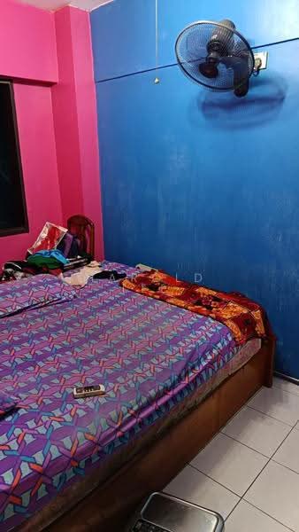 Pangsapuri untuk Dijual di Desa Indah Block 1 - Harold Lee - Bedroom - PropertyGuru.com.my