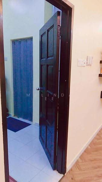 Rumah Berkembar untuk Dijual di Taman Mutiara (Ulu Tiram) - Melinda Ee - Entrance - PropertyGuru.com.my