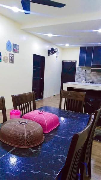 Rumah Berkembar untuk Dijual di Taman Mutiara (Ulu Tiram) - Melinda Ee - Dining Room - PropertyGuru.com.my