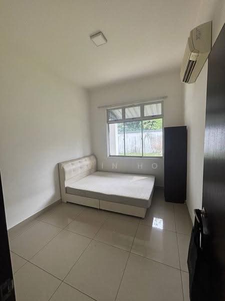 Rumah Teres 2-Tingkat untuk Dijual di Taman Molek (Johor Bahru) - Kevin Ho - Bedroom - PropertyGuru.com.my
