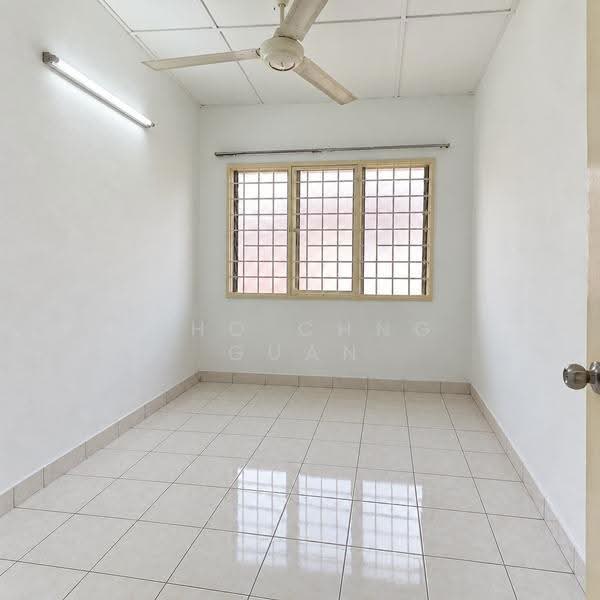 Rumah Teres 2-Tingkat untuk Dijual di TAMAN PUCHONG UTAMA (Puchong) - Kho Chng Guan - PropertyGuru.com.my