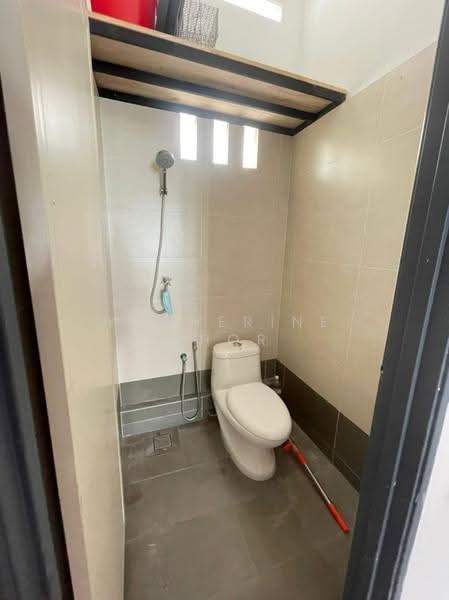 Shop / Office for Rent in George Town (Penang) - Katherine Khor - Bathroom - PropertyGuru.com.my