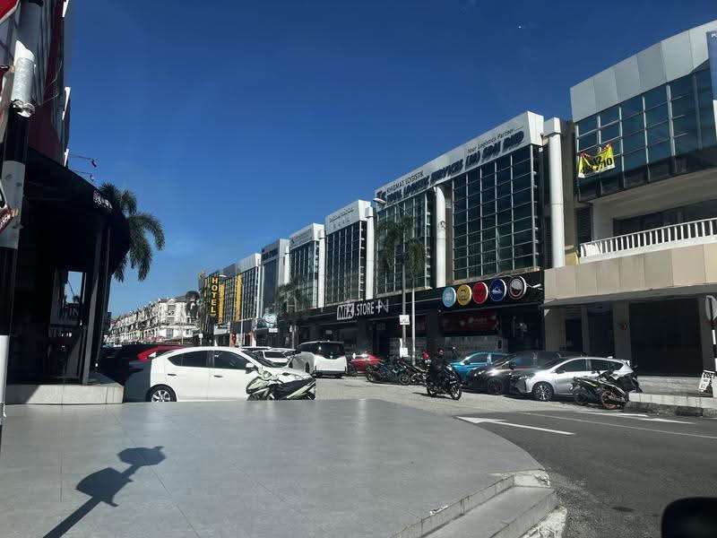 Shop / Office untuk Dijual di Bandar Bukit Tinggi (Klang) - Thien . - Exterior - PropertyGuru.com.my