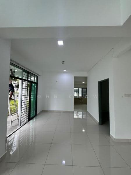 Rumah Teres 2-Tingkat untuk Dijual di Lakeside Residences (Puchong) - John Khaw - Living Room - PropertyGuru.com.my