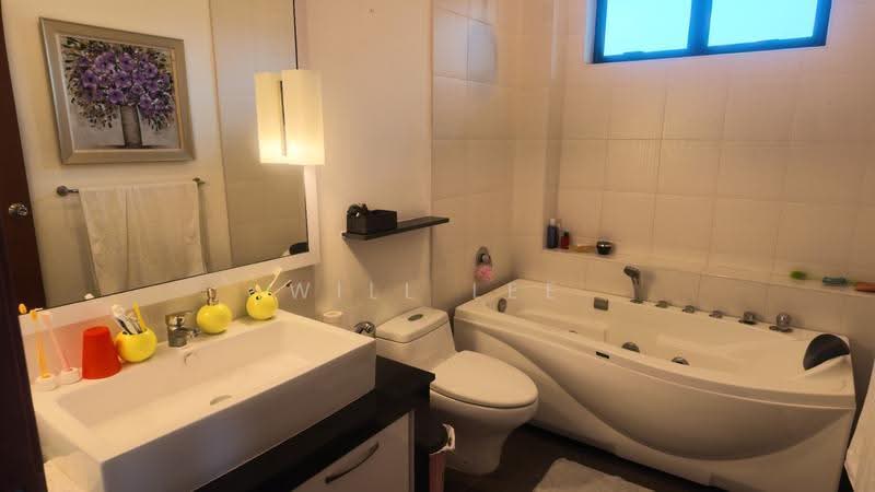 Bungalow House for Sale in Leisure Farm (Gelang Patah) - Will Lee - Bathroom - PropertyGuru.com.my